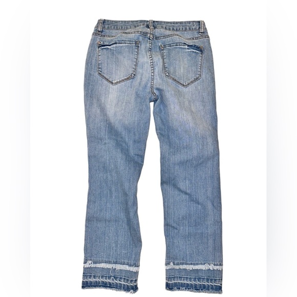 Kensie Jeans Cropped  2 Layer Fringed Distressed Jeans in light/medium Blue 6 - Picture 10 of 16